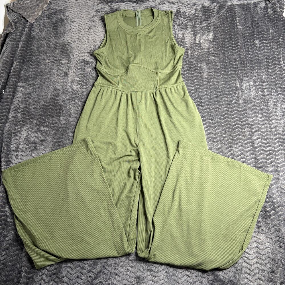 CIDER Women's Wide Leg green Sleeveless Jumpsuit Size Medium NWT